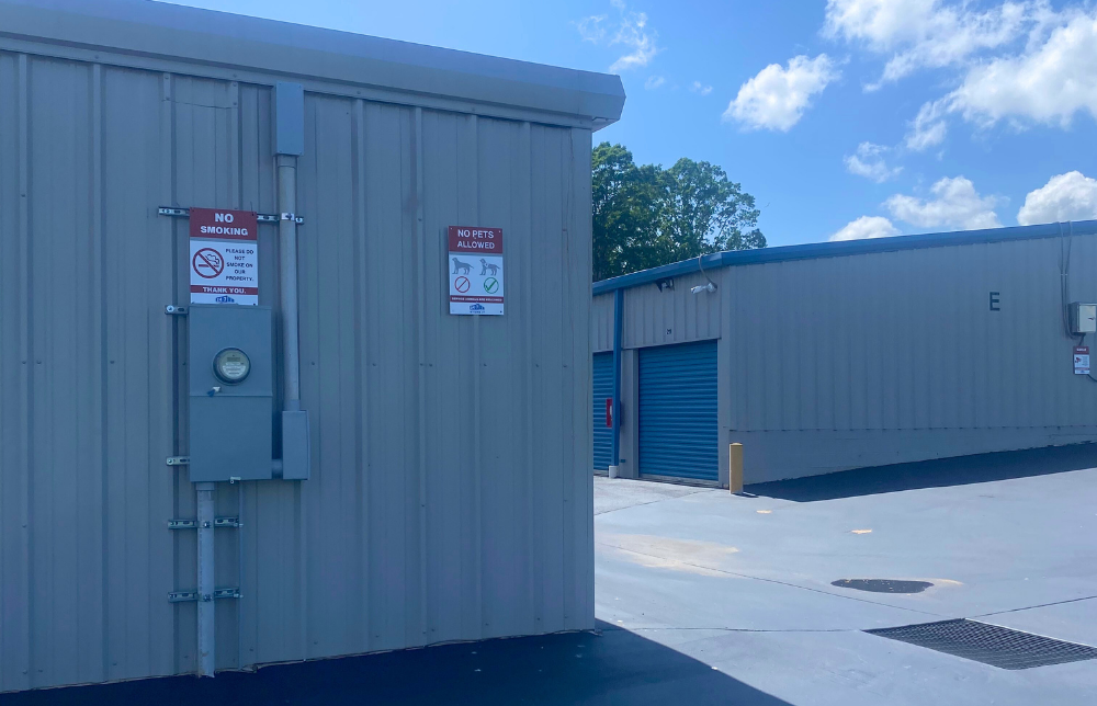 Clean and secure self storage Danielsville 30633